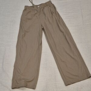 UNIQLO women  pull on pants, Size M